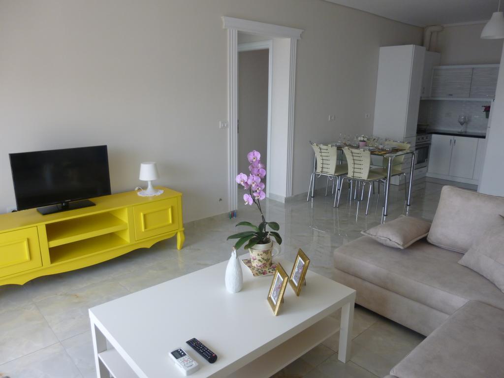 Amarilis Luxury Apartment ซารานเดอ ห้อง รูปภาพ