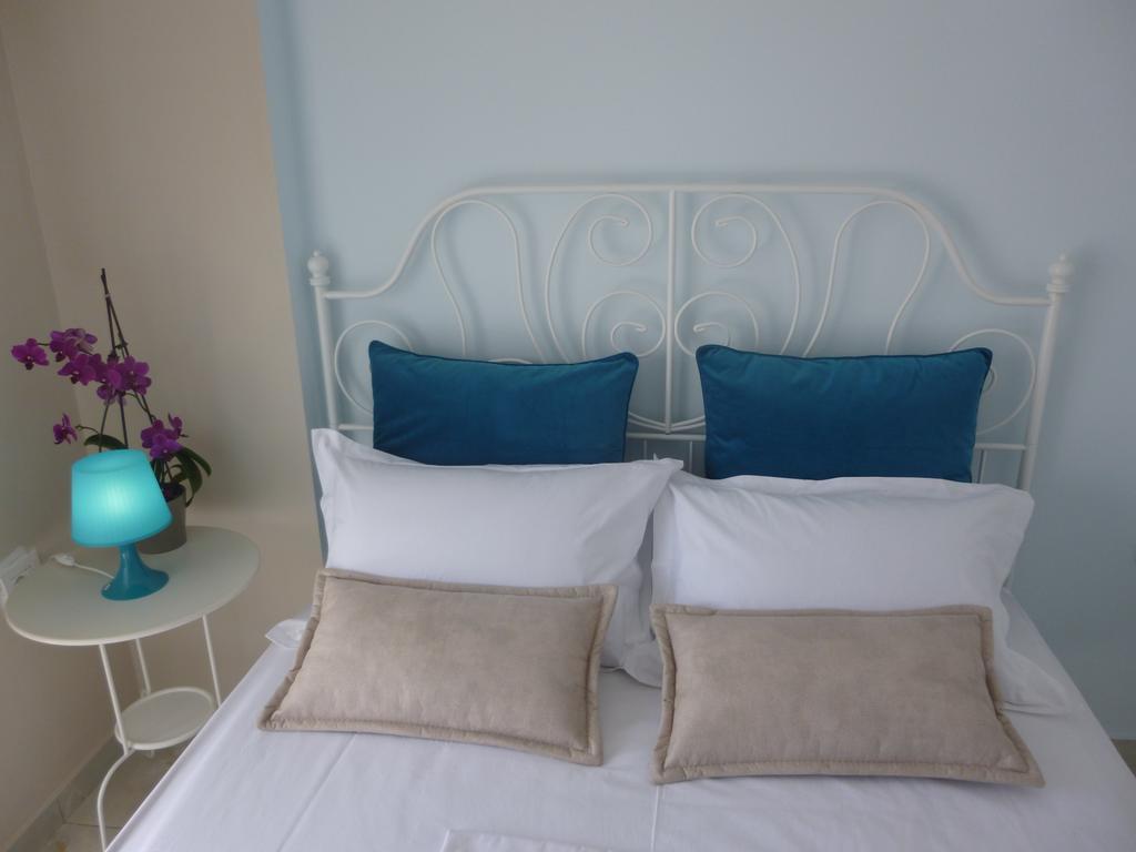 Amarilis Luxury Apartment ซารานเดอ ห้อง รูปภาพ