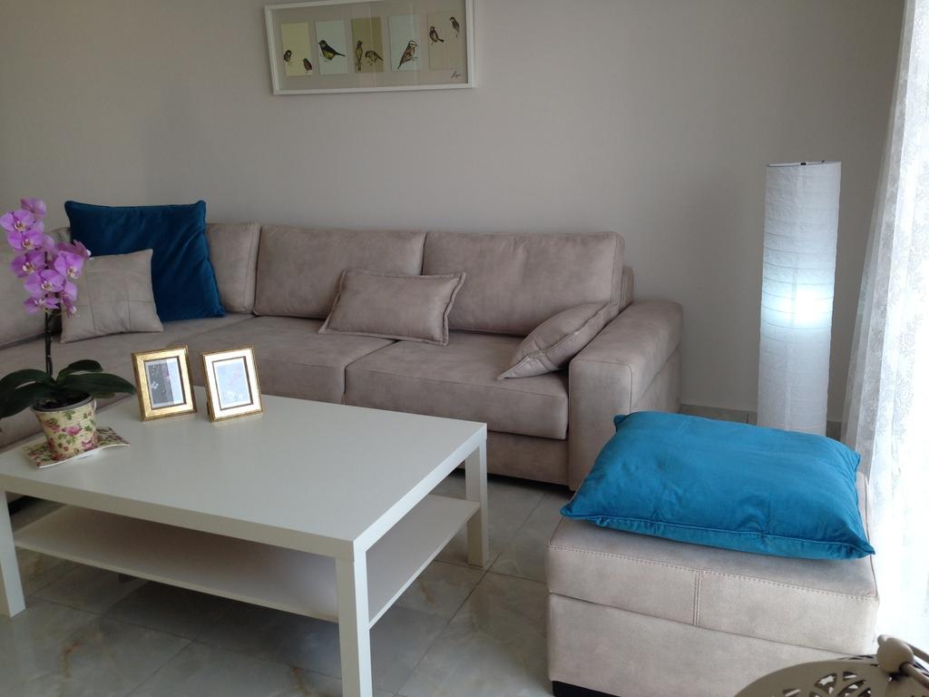 Amarilis Luxury Apartment ซารานเดอ ห้อง รูปภาพ
