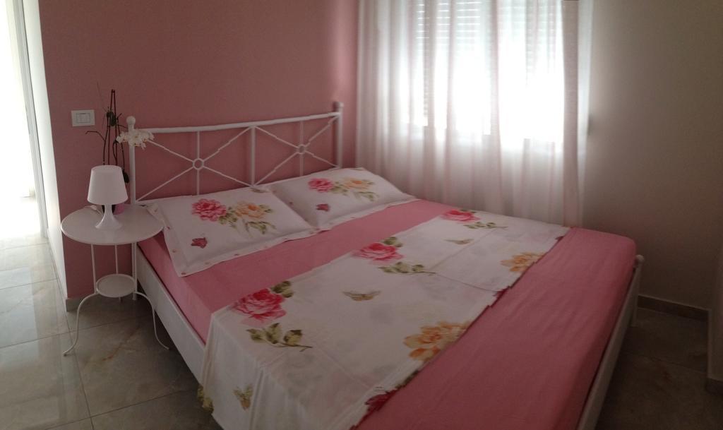 Amarilis Luxury Apartment ซารานเดอ ห้อง รูปภาพ