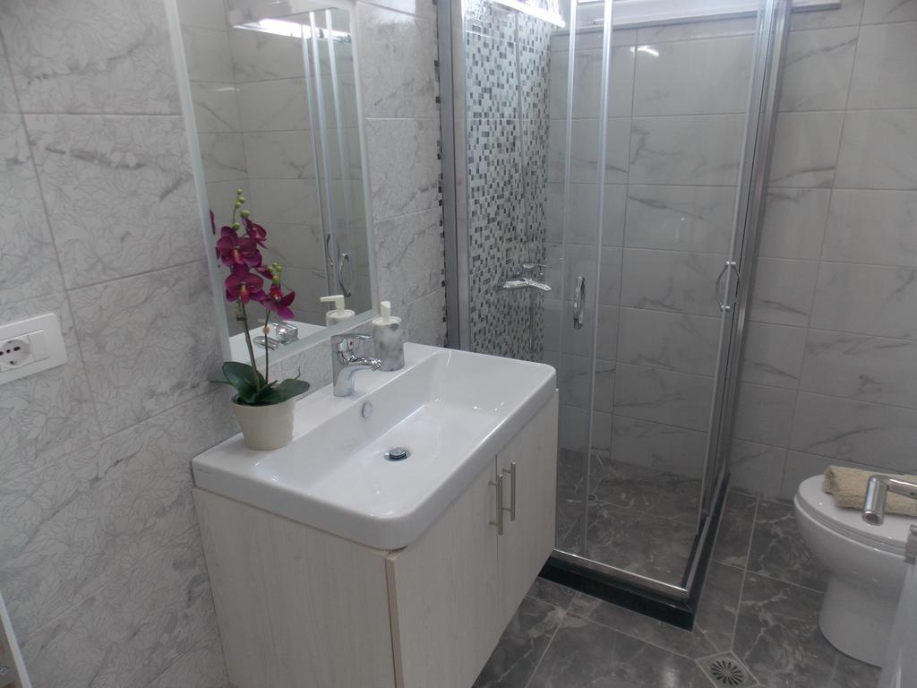 Amarilis Luxury Apartment ซารานเดอ ภายนอก รูปภาพ